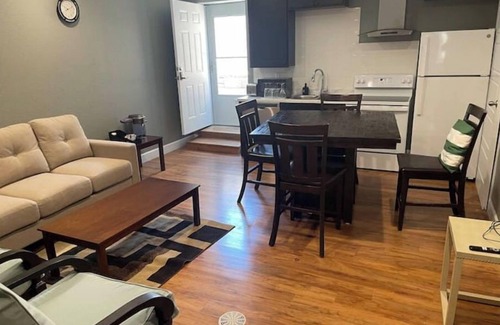 Gateway House | Walkout basement and easy access to I-70 and DIA