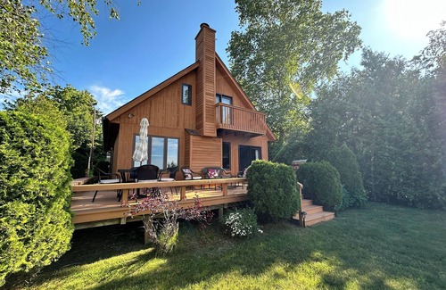 Bay Harbor House | Walloon Lake cottage located on the West Arm!