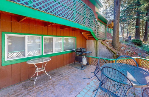 Joseph Apartment | Wallowa Lake historic studio with private deck, mountain view, & nearby pond
