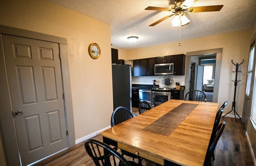 Ashtabula House | Walnut Beach Inn