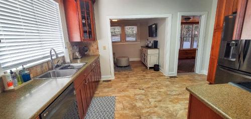 West Jefferson House | Walnut Hill