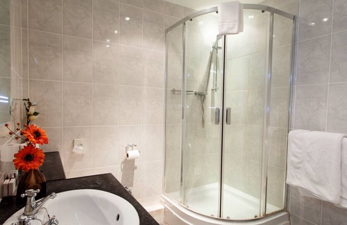 Blisworth Hotel | Walnut Tree Inn