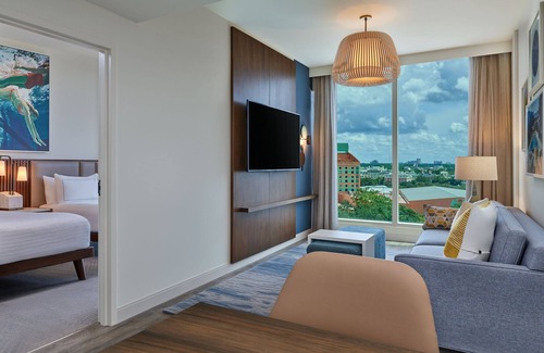 Bay Lake Hotel | Walt Disney World Swan Reserve