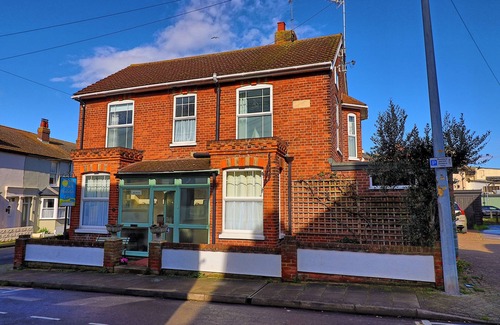 Walton on the Naze Cottage | Walton Beach Holiday Lets