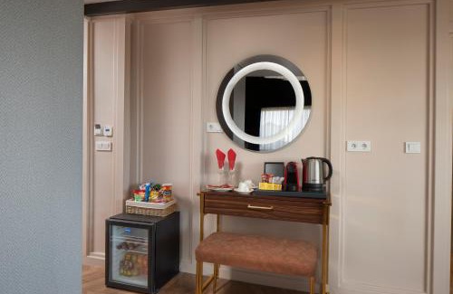 Pera Apartment | Walton Gardens Pera