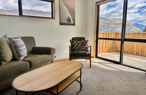Wanaka Cabin | Wanaka Springs Lodge