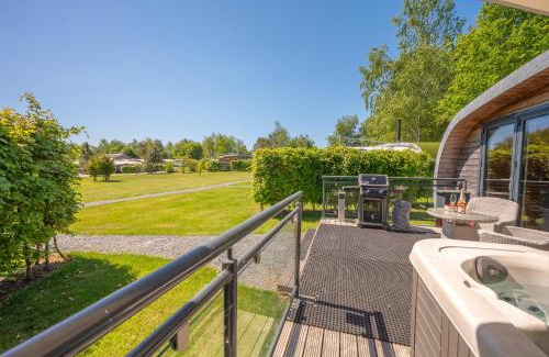 Cowan Bridge Apartment | Wandales Luxury Pod with Hot Tub at Fell View Park Kirkby Lonsdale