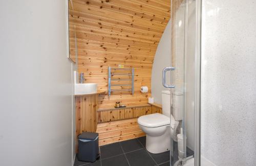 Cowan Bridge Apartment | Wandales Luxury Pod with Hot Tub at Fell View Park Kirkby Lonsdale