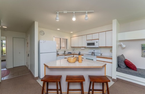 Wapato Point Condo | Wapato Point Condo on Lake Chelan with Resort Amenities! 2Bed/2Bath, Upper Floor-Unit 659