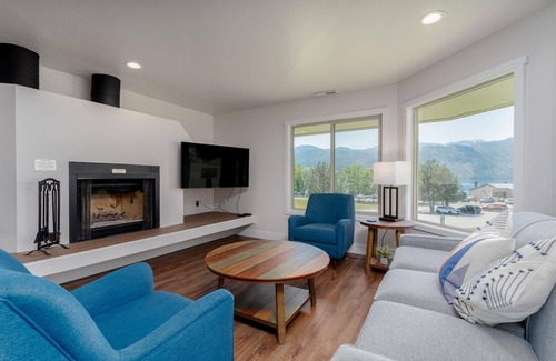 Wapato Point Condo | Wapato Point Condo with Resort Amenities! 2bed/2bath, ground floor, unit 622