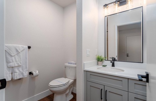 Wapato Point Condo | Wapato Point Condo with Resort Amenities! 2bed/2bath, ground floor, unit 623
