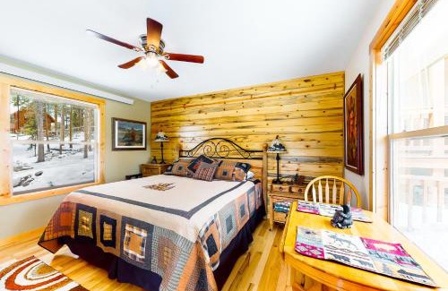 Grand Lake House | Wapiti Point - Guest House
