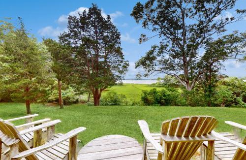 Waquoit Village House | Waquoit Bay Bungalow