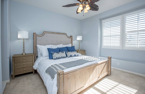 Claremont House | Warm and Comfortable in a Prime Location 3br/3.5ba
