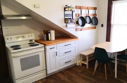 West Allis Apartment | Warm And Cozy 2BR Upper - Near Brewers and Statefair