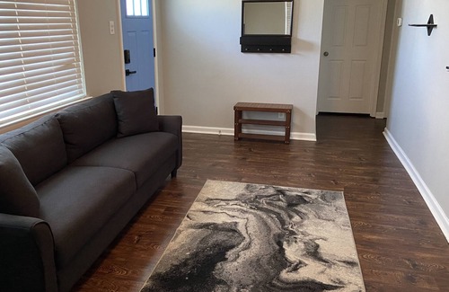 Metairie House | Warm and Cozy House 10 minutes from New Orleans. 30 day minimum stay.