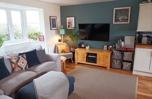 Bristol House | Warm and Homely 4BR | Parking | WiFi | Garden