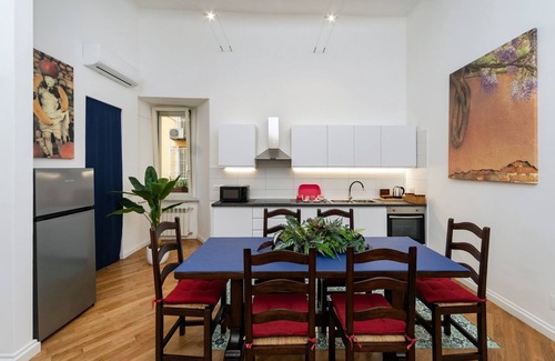 Historical Center Apartment | Warm and welcoming apartment, ideal for families or groups of friends.