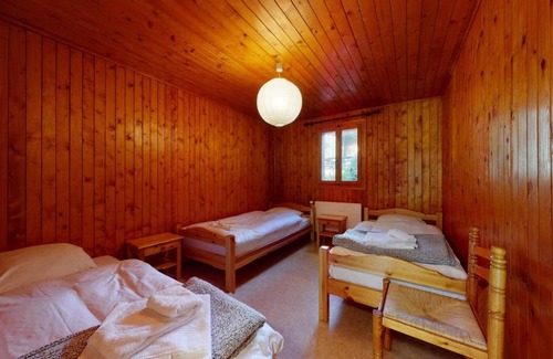 Evolene Apartment | Warm family apartment in Evolène, nice outdoor space, view on the mountains