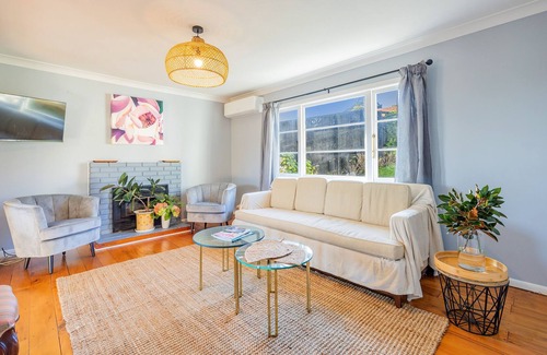 Mount Roskill House | Warm family home! 15 mins to Airport