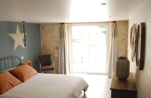 Soussans House | Warm house, with swimming pool, in the heart of the vineyards