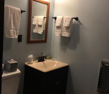 Warrensburg Hotel | Warrensburg Inn & Suites - 6 Mi to Lake George