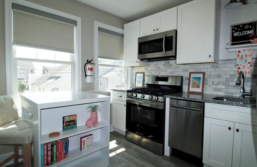 Point Pleasant Beach Condo | WASH1301-4 | Ocean views from this immaculate 1BR Carousel Inn rental
