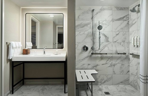 Herndon Hotel | Washington Dulles Marriott Suites