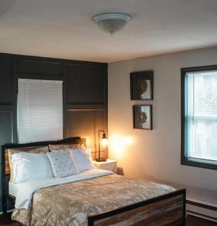 Norwell Hotel | Washington Park Motel Deluxe Studio