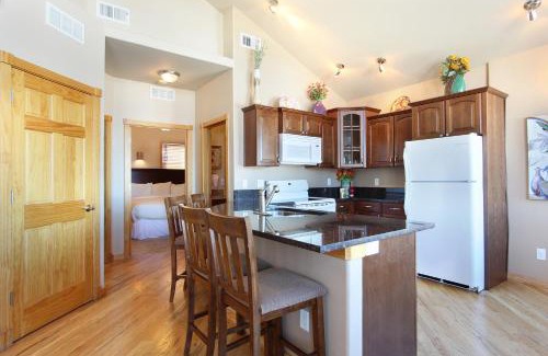 Estes Park Apartment | Watanga Mountain 15A Condo