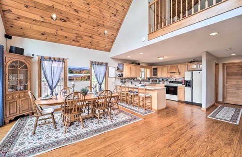 Butler House | Watauga Lake House with Private Dock