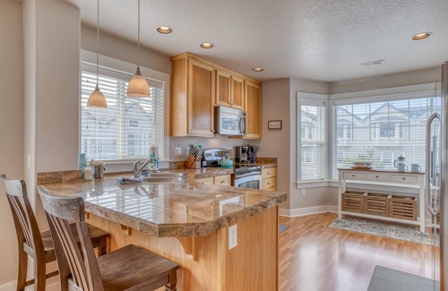 Rockaway Beach Condo | Watch a Steam Engine and Walk to the Beach from this Fantastic Rockaway Townhome