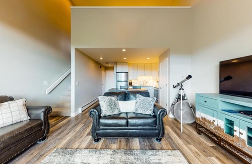 Wildernest Apartment | Watch Hill Lofted