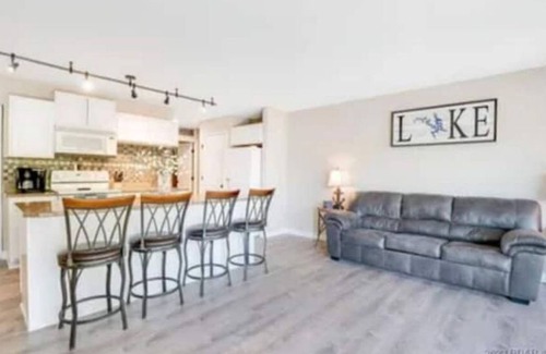 Village of Four Seasons Condo | Water facing Condo on Horseshoe bend mins from the Strip avail PWC 12 X 28 Slips