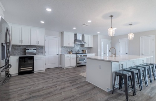 River Isles House | Water Front, 4 Blocks From The Ocean. Come by Boat, we have a Boat lift !