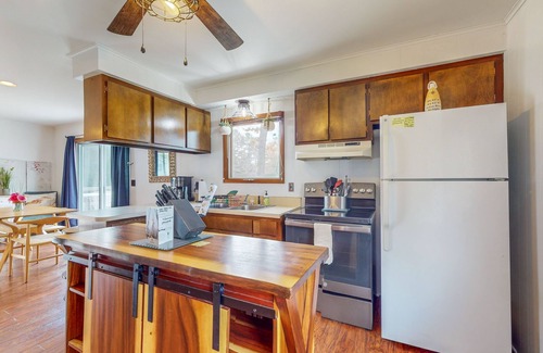 Indian River House | Water front home on canal with large patio, space for boat, & gas grill