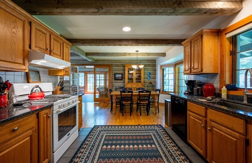 Sister Bay Cabin | Water Front Log Cabin!