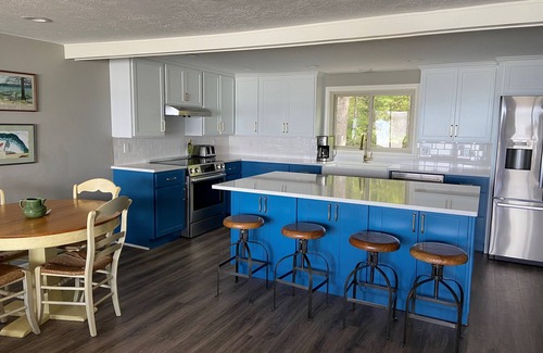 Higgins Lake House | Water front property on Higgins Lake !