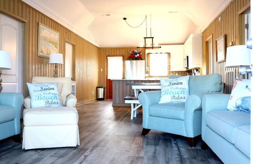 North Myrtle Beach House | WATER FRONT, PRIVATE POOL, PET FRIENDLY, WIFI, OUTDOOR PARADISE!
