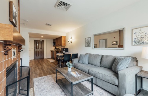Vernon Condo | Water Park (Next Door) Pool Hot Tubs Sauna Gym Deck Stunning Mountain Views #240