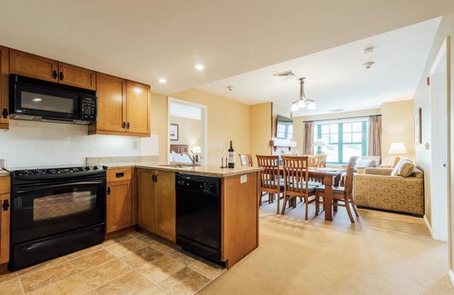 Vernon Condo | Water Park (Next Door) Pool Hot Tubs Sauna Gym Deck Stunning Mountain Views #316