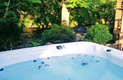 Bryson City House | Water's Edge ~ Covered Porch w/Deep Creek as your Backyard Haven
