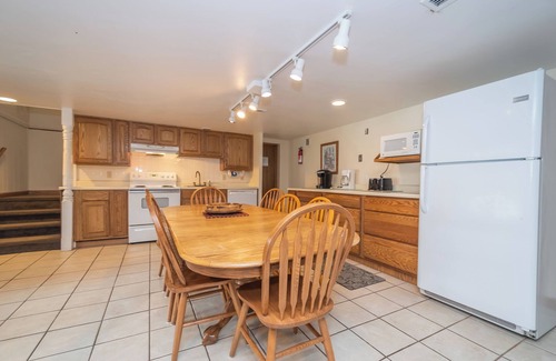 McHenry Cottage | Water's Edge
