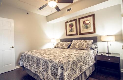 Downtown Wilmington Apartment | Water Street Retreat 14