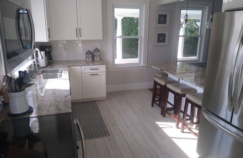 Newport House | Water View 6-Bedroom Colonial, Hedgegate of Newport, nPerfect for Large Groupsn