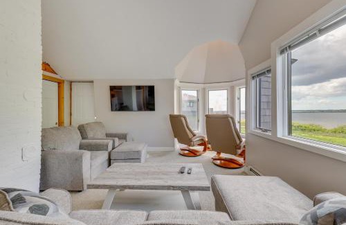 North Truro House | Water-View Beach House in Truro, Great for Groups!