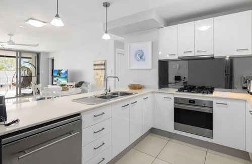 Bongaree Apartment | Water Views with a Splash of Luxury