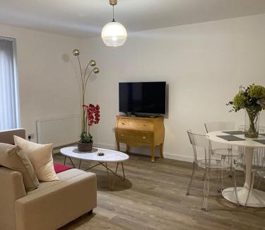 Leith Apartment | Water Walk Apartment