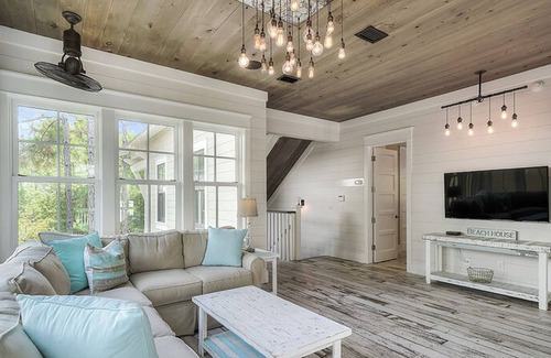Forest District House | Watercolor Reunions by Five Star Properties
