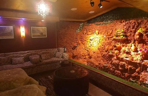 Amman Other | Waterfall Hut - Live by a waterfall كوخ الشلال - عش وسط شلال